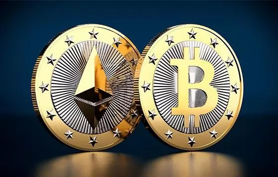 Online cryptocurrency course covering blockchain technology, crypto trading, and digital assets
