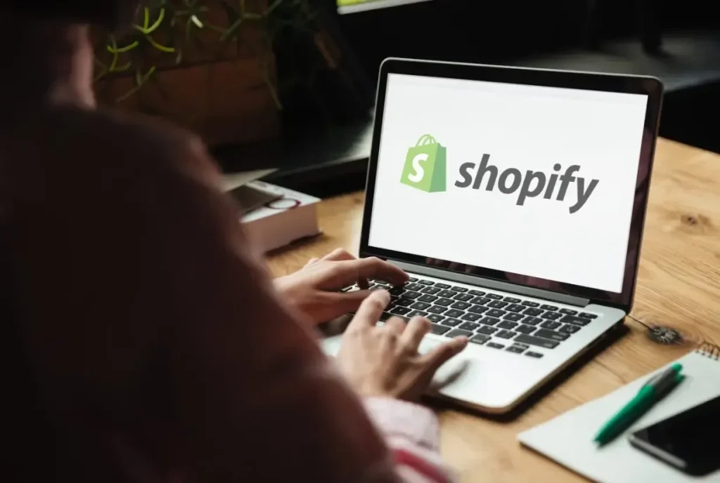 Online Shopify course for creating and managing successful eCommerce stores
